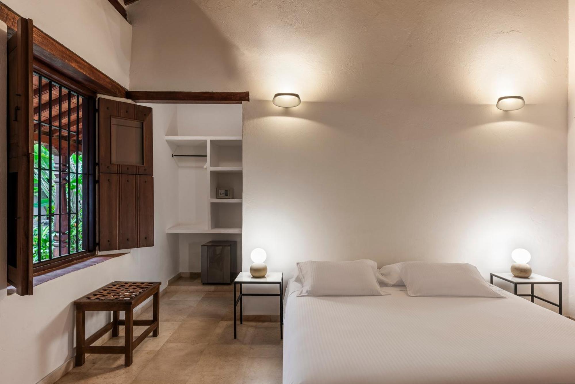 Karakali Boutique Hotel モンポス エクステリア 写真